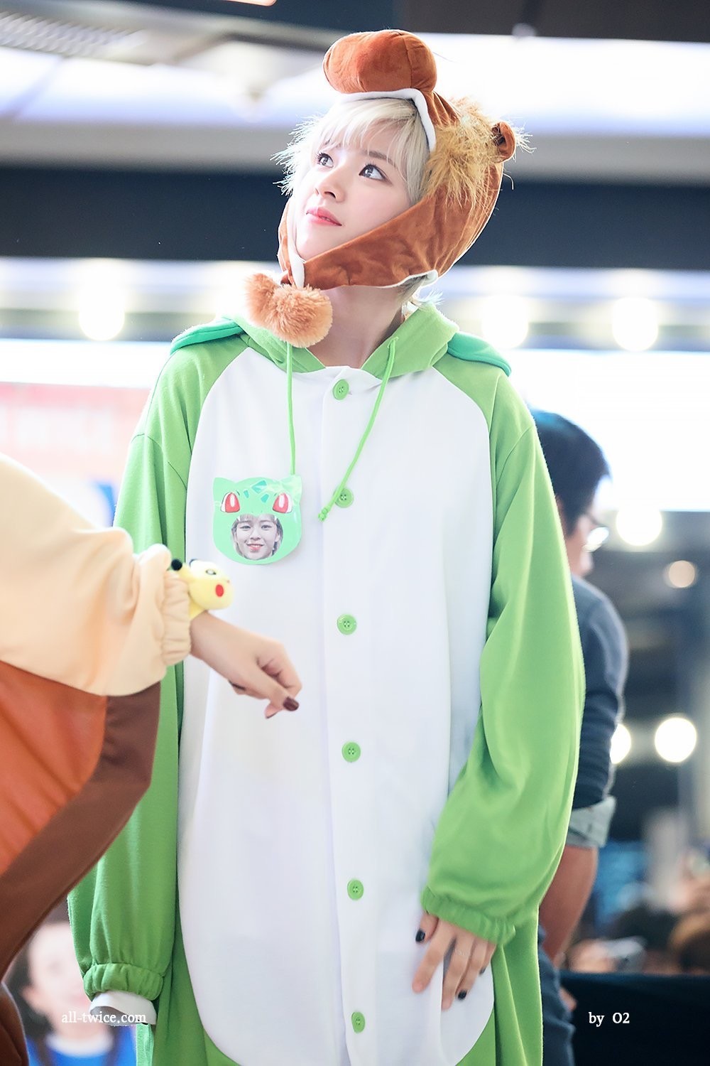 질량의 크기는 부피와 비례하지 않는다. 트와이스-정연.ver | 인스티즈