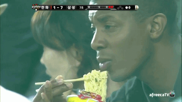 신이 내린 최고의 가성비 음식.gif | 인스티즈
