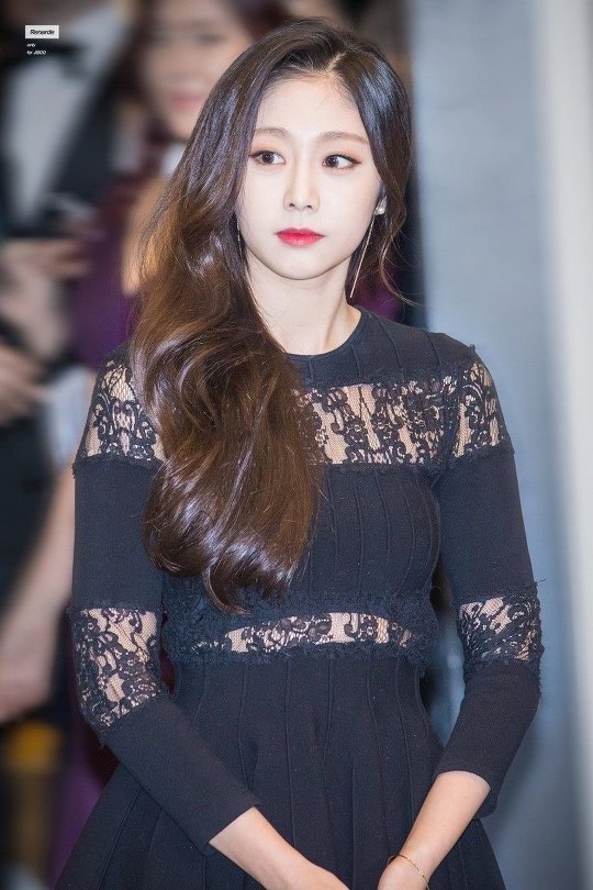 러블리즈 (덮)지수 VS (깐)지수 | 인스티즈