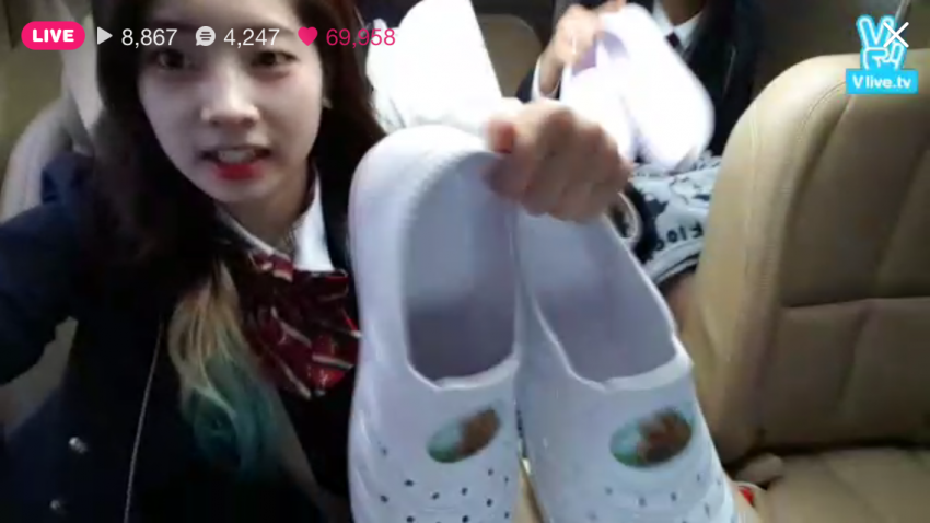 [트와이스] 지각해서 뛰어가는 급식단원(Team School Meal)들 ㅋㅋㅋㅋㅋ | 인스티즈