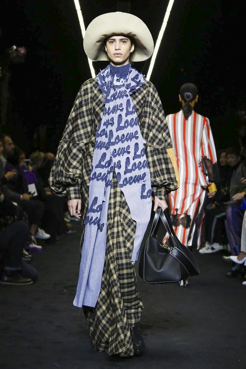 로에베 2017 F/W 컬렉션 | 인스티즈