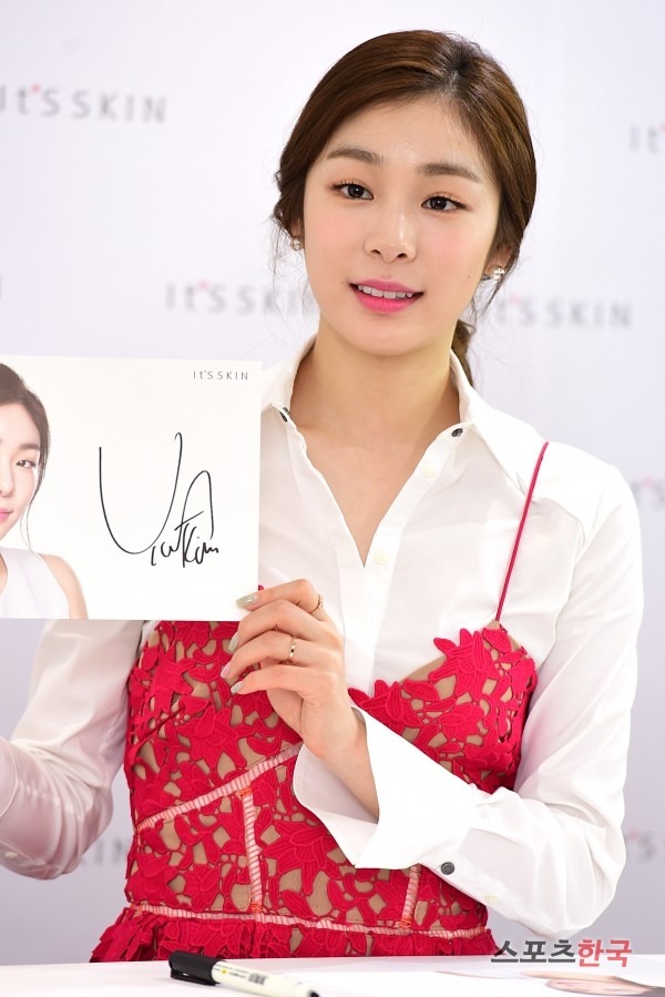 더 예뻐진 김연아 +사진추가 | 인스티즈