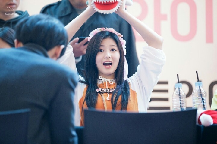 사나 개인기.gif | 인스티즈