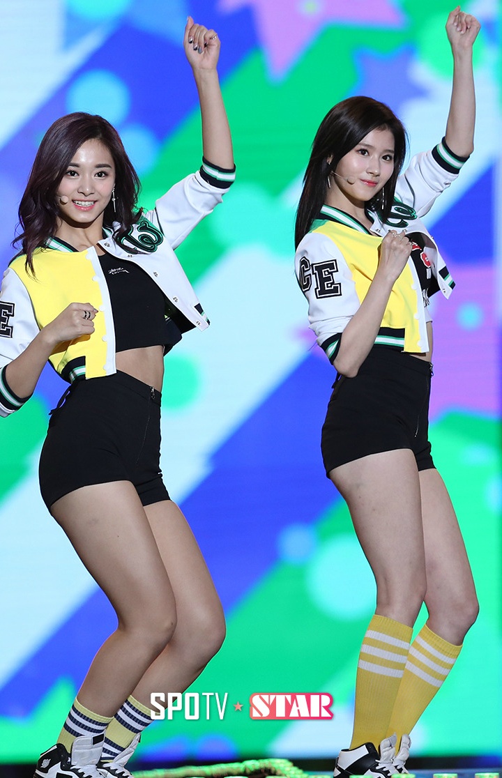오늘자 사나 짱예, 몸매, 짱덕.jpg | 인스티즈