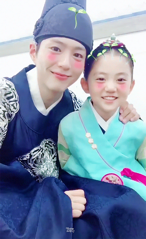 [구르미그린달빛] 세자역 박보검과 영은옹주역 허정은양 .GIF | 인스티즈