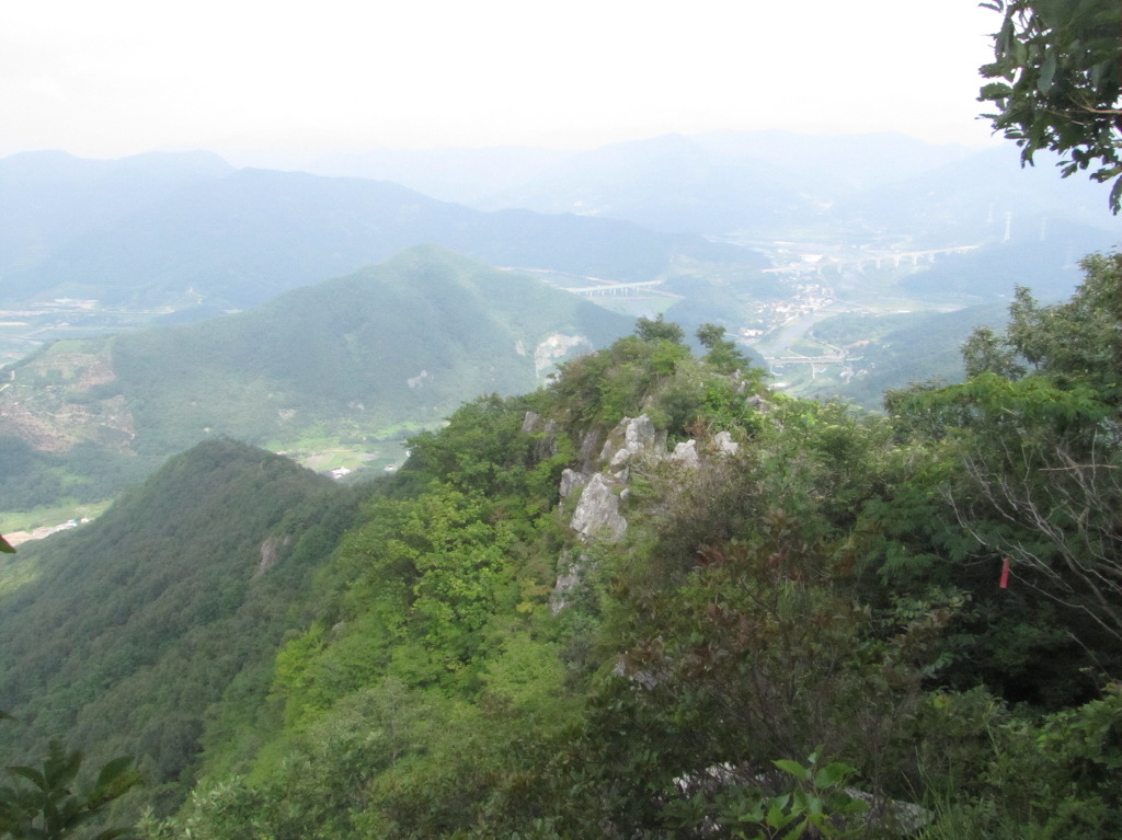 육산 이미지