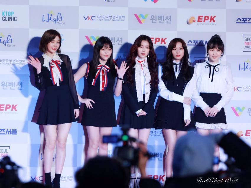 레드벨벳 데뷔 3주년 기념 사진 | 인스티즈