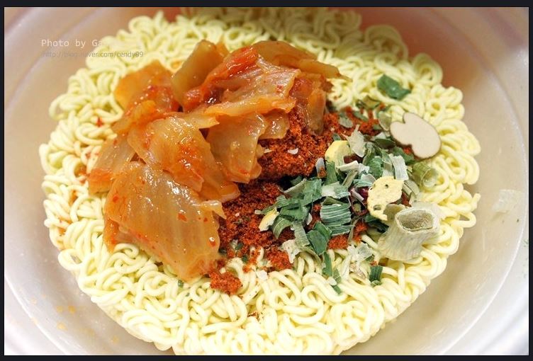 인지도는 거의 없지만 맛은 개꿀인 라면.jpg | 인스티즈