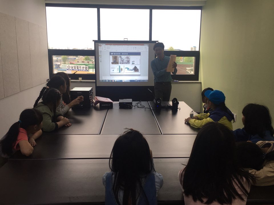 완도신지중학교 이미지