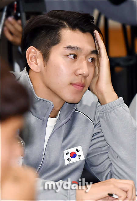 오늘자 프리미어12 대표팀 소집 이대은.jpg | 인스티즈