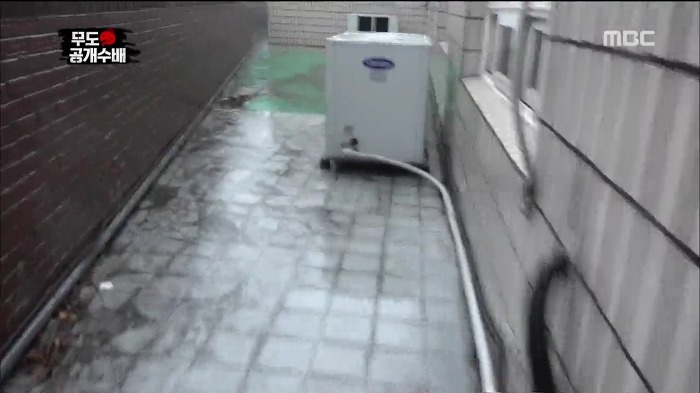 [무한도전] 카메라 감독이 숨어있는 무도 멤버 찾는 법.jpg | 인스티즈