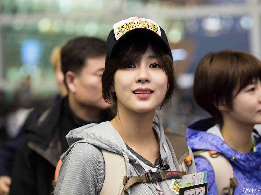 160324 인천공항 출국 에이핑크 하영 By.관다야 | 인스티즈