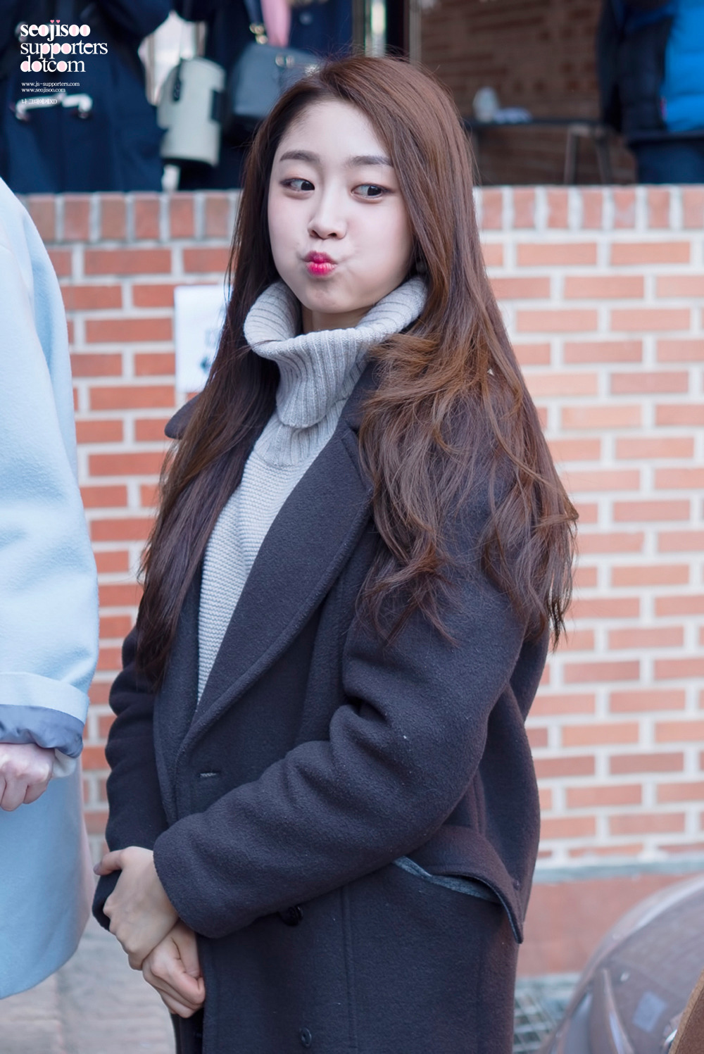 러블리즈 수정의 졸업식날 서지수 | 인스티즈
