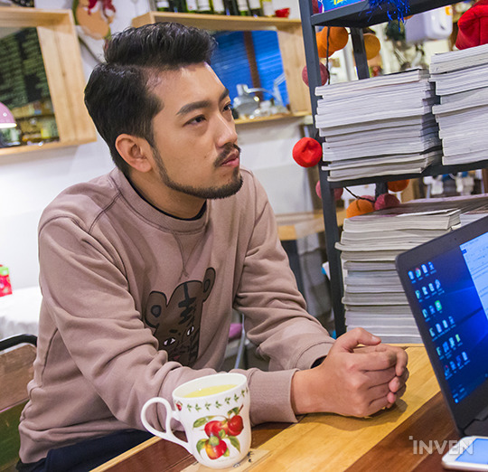 솔직히 잘생겼음 인정하십니까? | 인스티즈