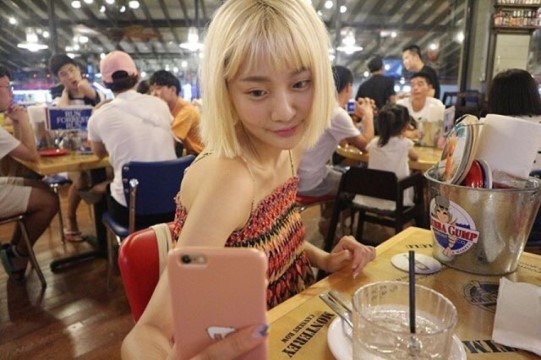 국내 금발 하면 생각나는 여자가수는? | 인스티즈