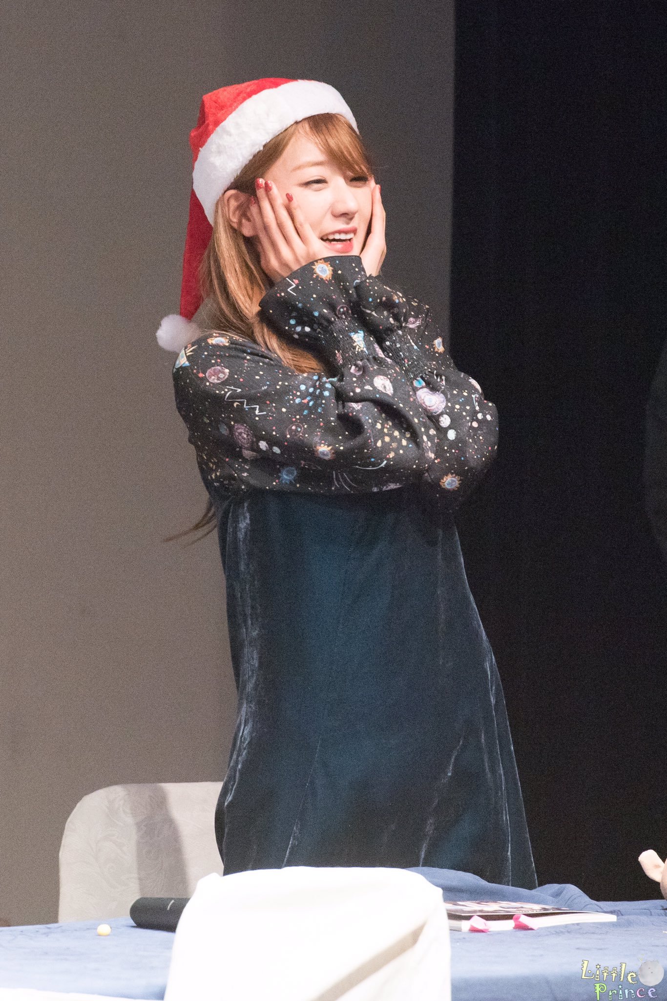 새벽에 보는 에이핑크 윤보미.jpgif | 인스티즈
