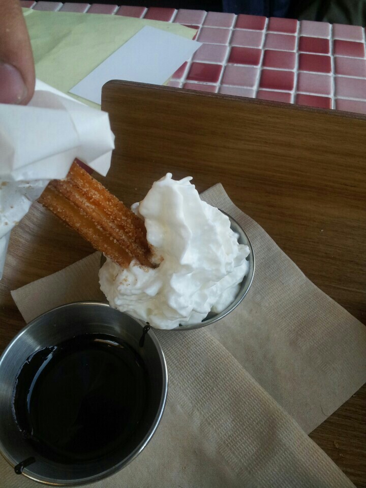 원츄츄러스 이미지