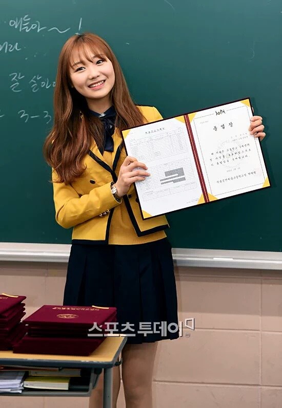 러블리즈 빵떡이 졸업식 사진 | 인스티즈