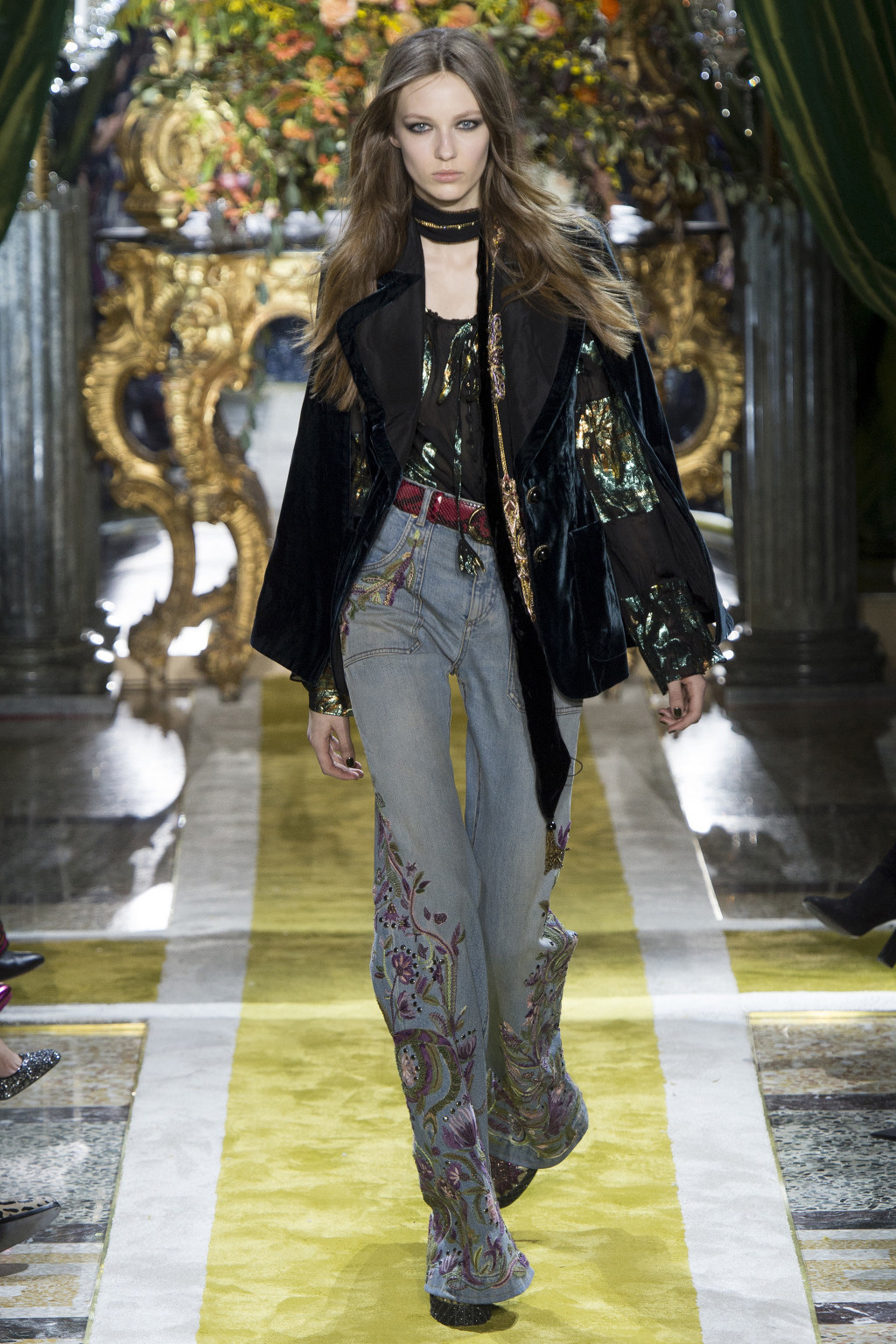 Roberto Cavali 2016 FallWinter RTW Milan | 인스티즈