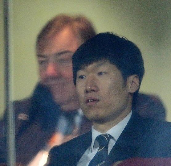 어제 한vs일 전 축구경기장 찾은 박지성의 표정 | 인스티즈