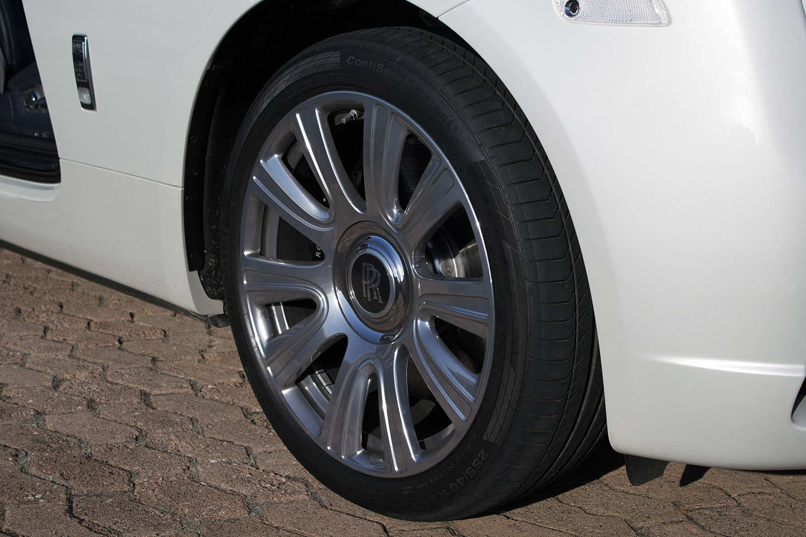 롤스로이스 던 | 인스티즈