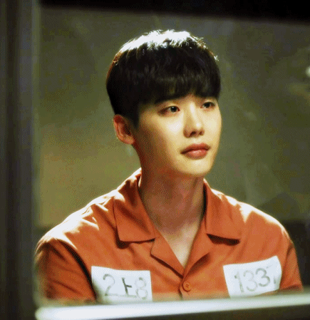 드라마와 영화를 통해 웬만한 컨셉의 옷은 다 입어본 듯한 배우.jpgif | 인스티즈