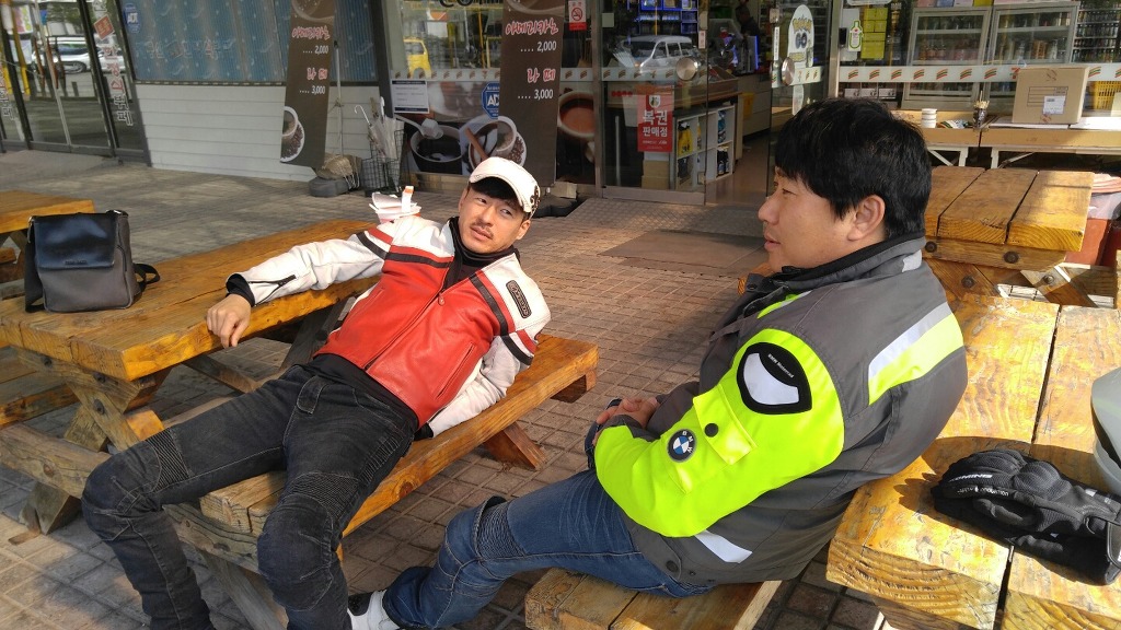 더스 이미지