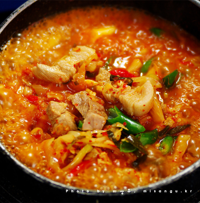 김치찌개 꽁치 vs 참치 vs 돼지고기 | 인스티즈