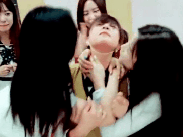 벌칙받는 에이핑크 하영이 | 인스티즈