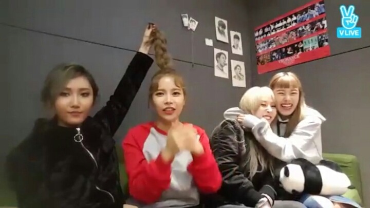 오늘자 마마무 | 인스티즈