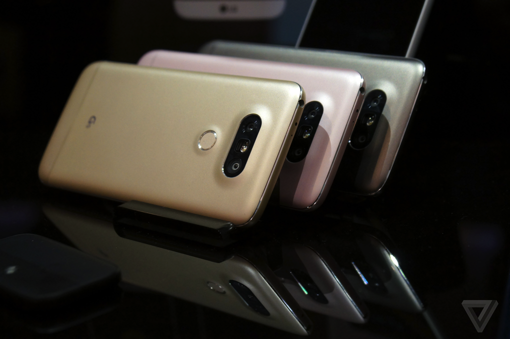 LG G5 + 악세사리 실사.jpg | 인스티즈