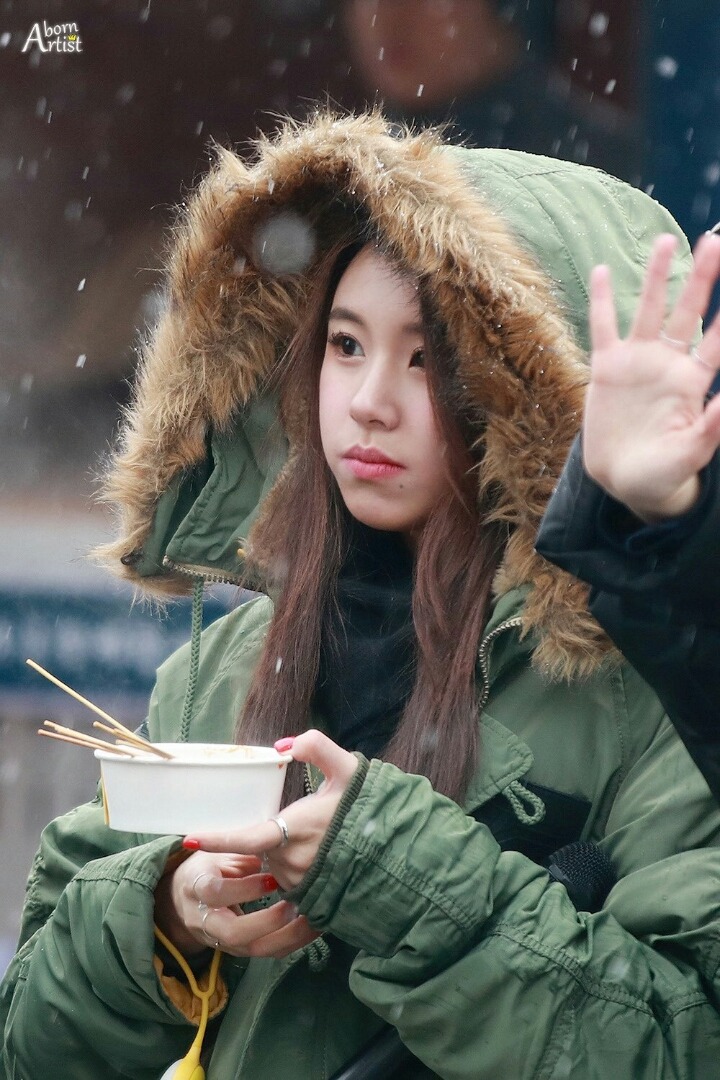 프사변경기념 [트와이스] 채영이 사진투척 | 인스티즈