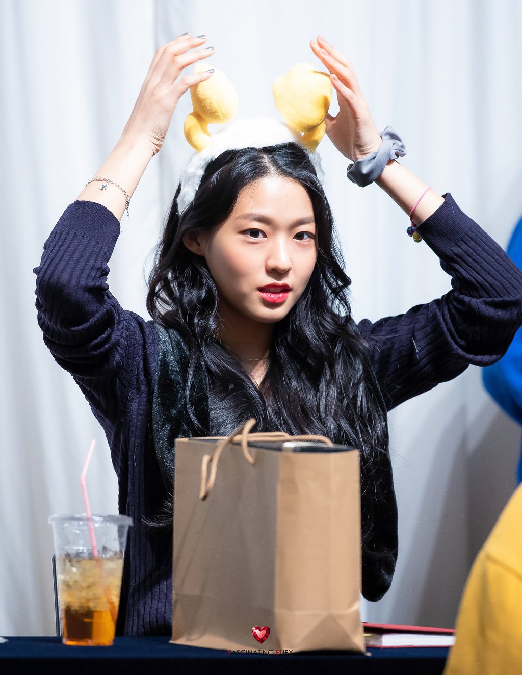 오늘 생일을 맞은 설현이.jpgif | 인스티즈
