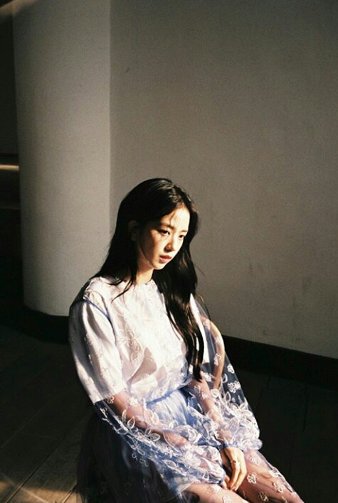 오늘자 블랙핑크 인스타 업뎃(지수) | 인스티즈