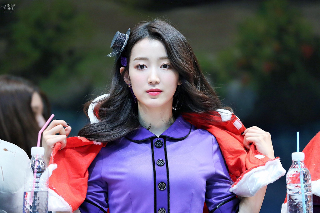 [구구단] 염색이 되는동안 기다리는게 지루해서 하나 | 인스티즈