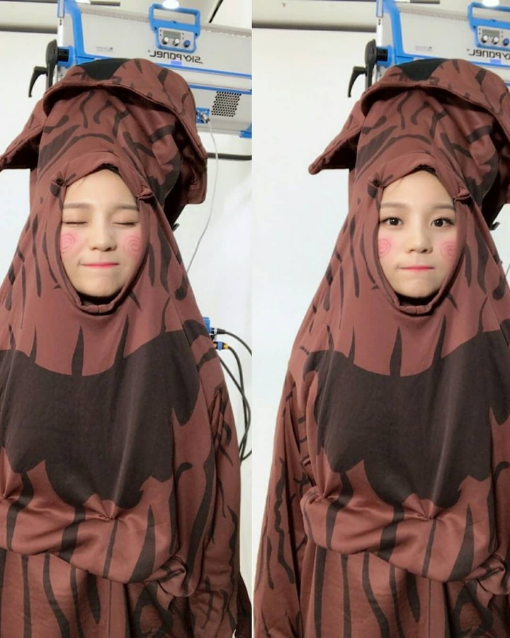 여자친구 엄지 인스타그램.jpg | 인스티즈