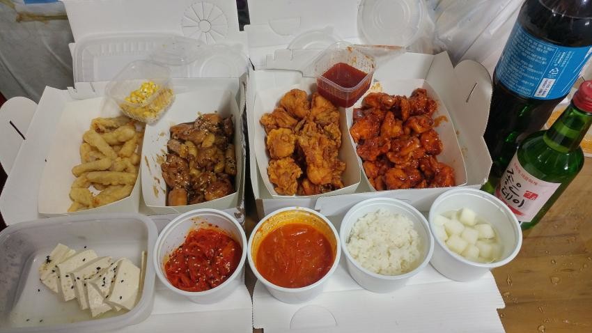 야식집이랑 같이 하는 치킨집 특징 | 인스티즈