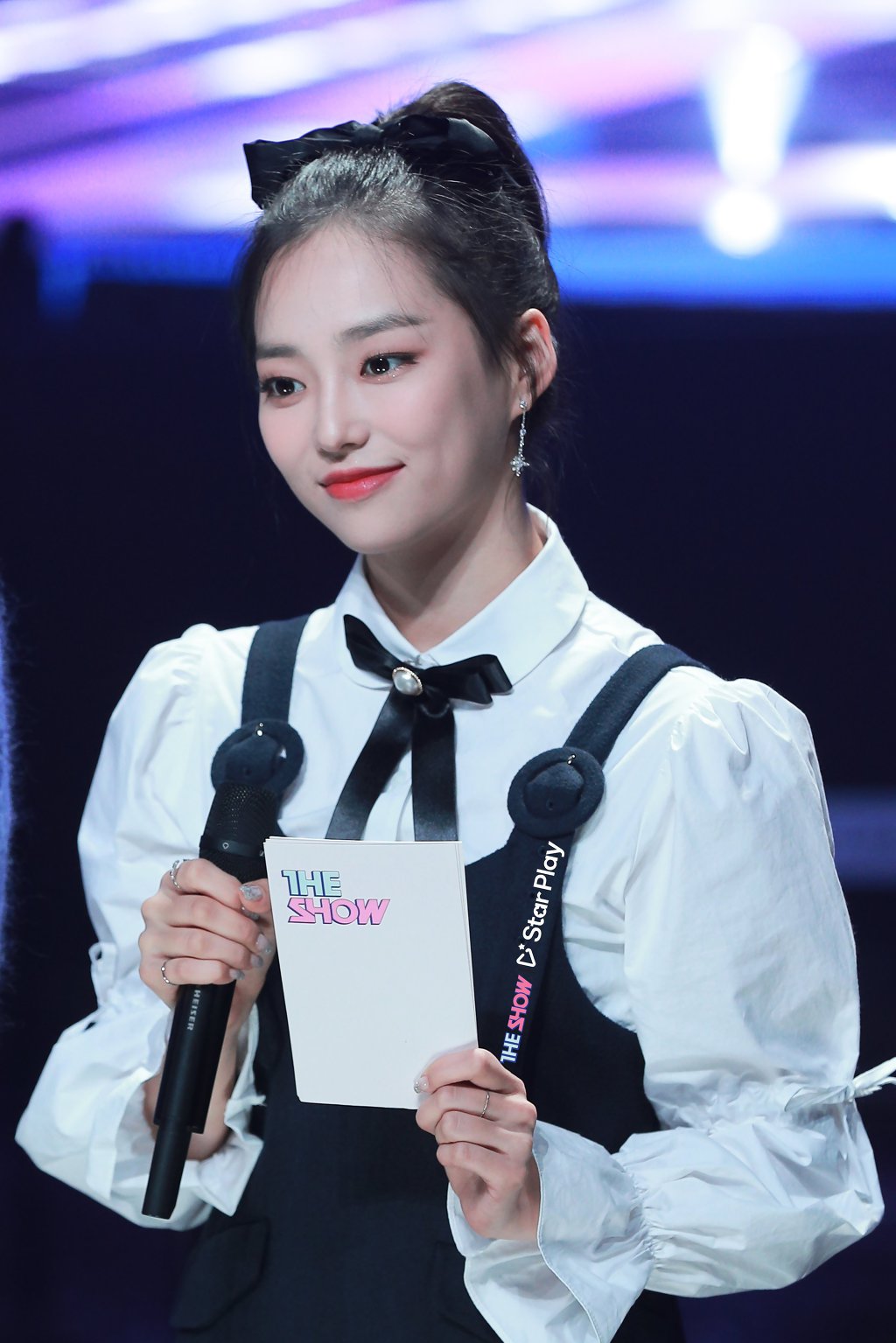 CLC 예은의 무대 안팎의 차이.jpg | 인스티즈