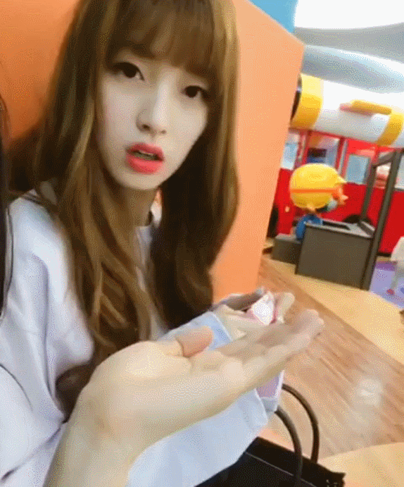 아린이 짤중에서 제일귀엽다고 생각되는 짤.gif | 인스티즈
