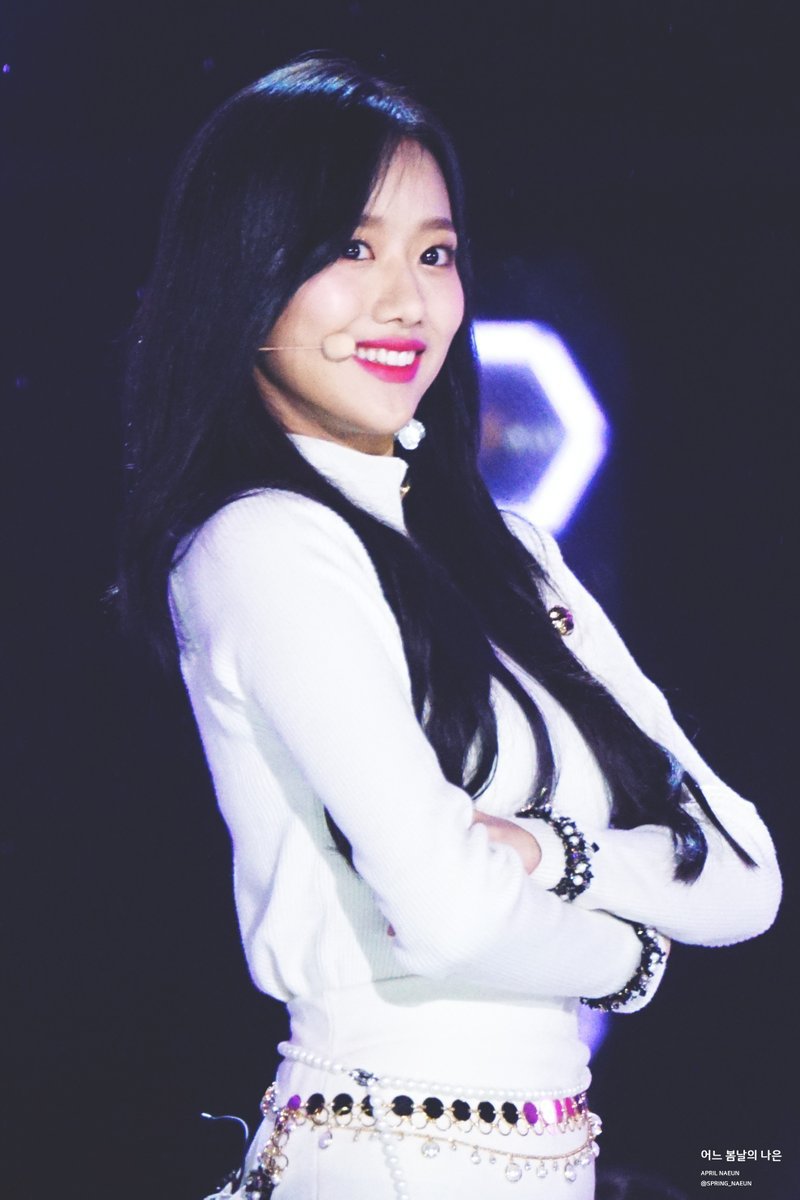 상큼하게 이쁜 에이프릴 이나은.jpgif | 인스티즈