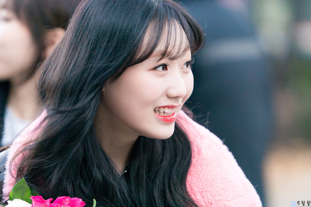 [러블리즈] 오늘의 저녁은 딤섬과 우육면이라서 수정이 | 인스티즈