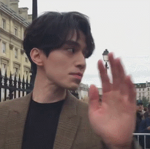 수지 남친 이동욱 실물 느낌 ㄷㄷ.gif | 인스티즈