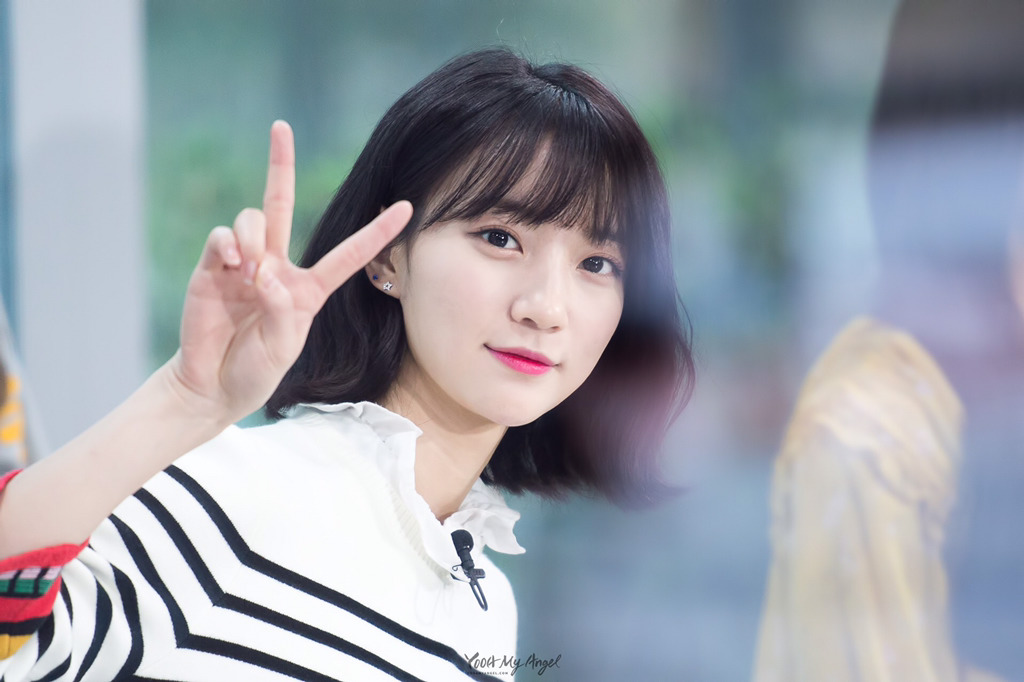 [오마이걸] 선선한 바람이 불어와서 비니 | 인스티즈