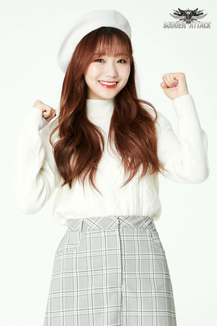 [러블리즈] 월요일 아침 출근길은 항상 막혀서 수정이 | 인스티즈
