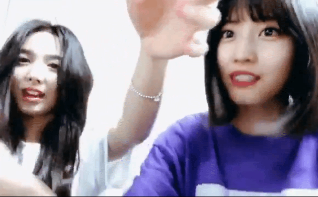 나연이가 안아준답니다 다 들어오세요 | 인스티즈