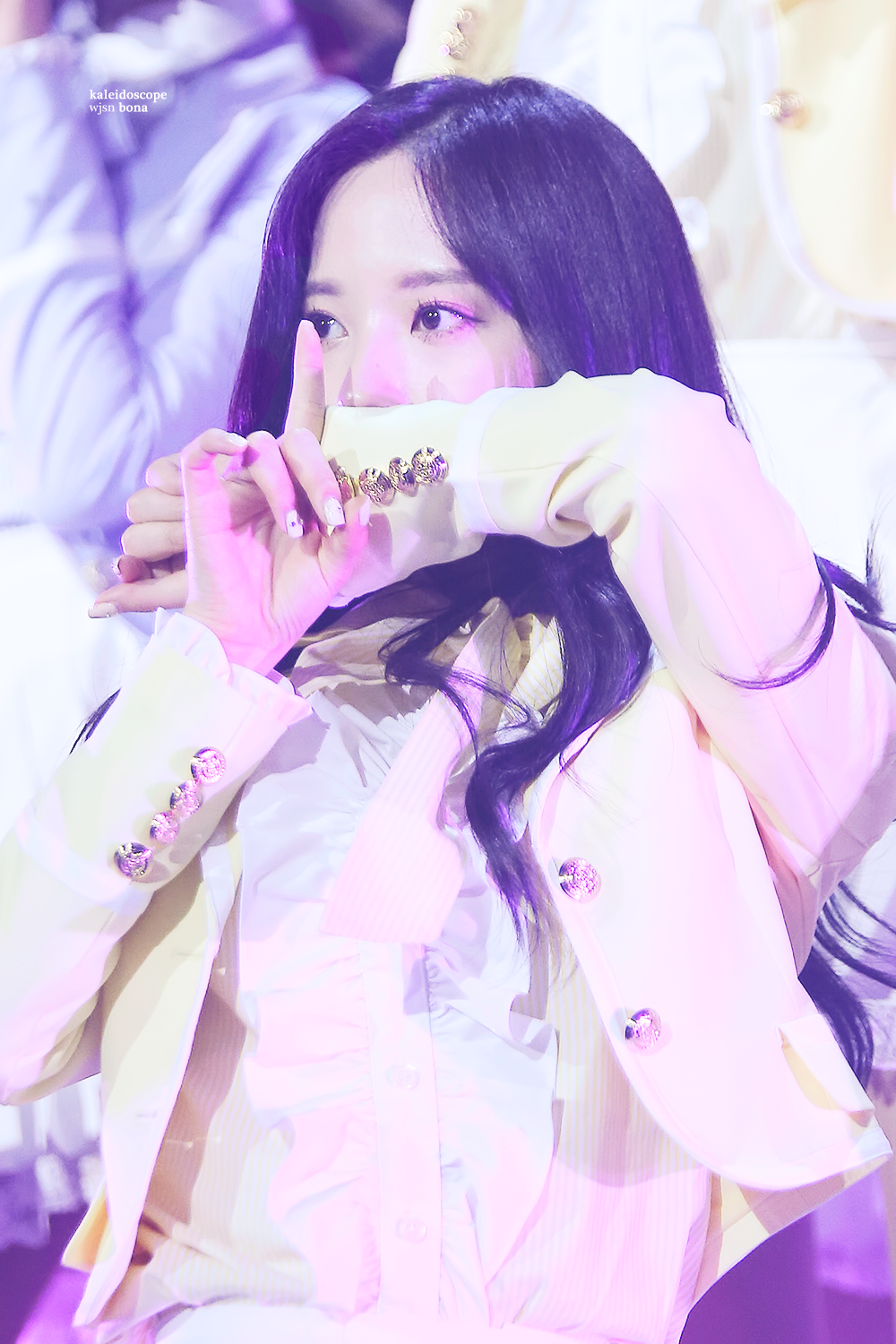 클라스있는 우주소녀 보나의 옆태.jpg | 인스티즈