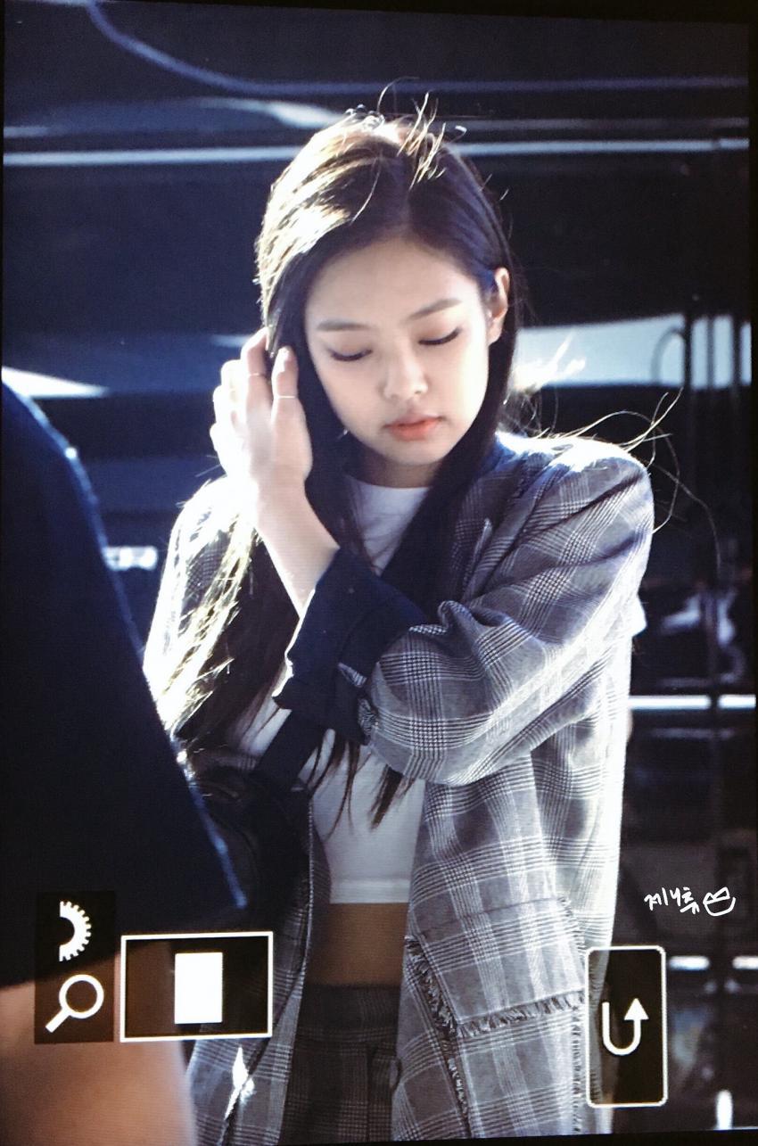 블랙핑크 오늘자 김포공항 사진.jpg | 인스티즈