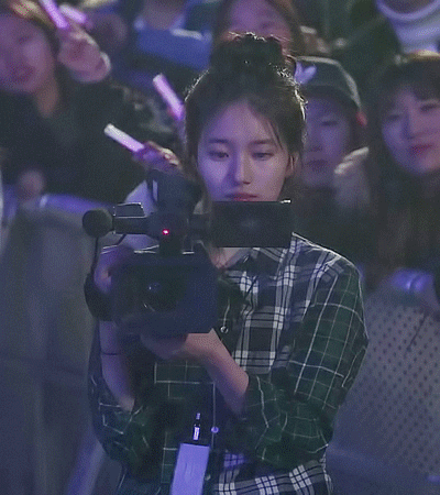 방송국 PD가 된 수지 | 인스티즈