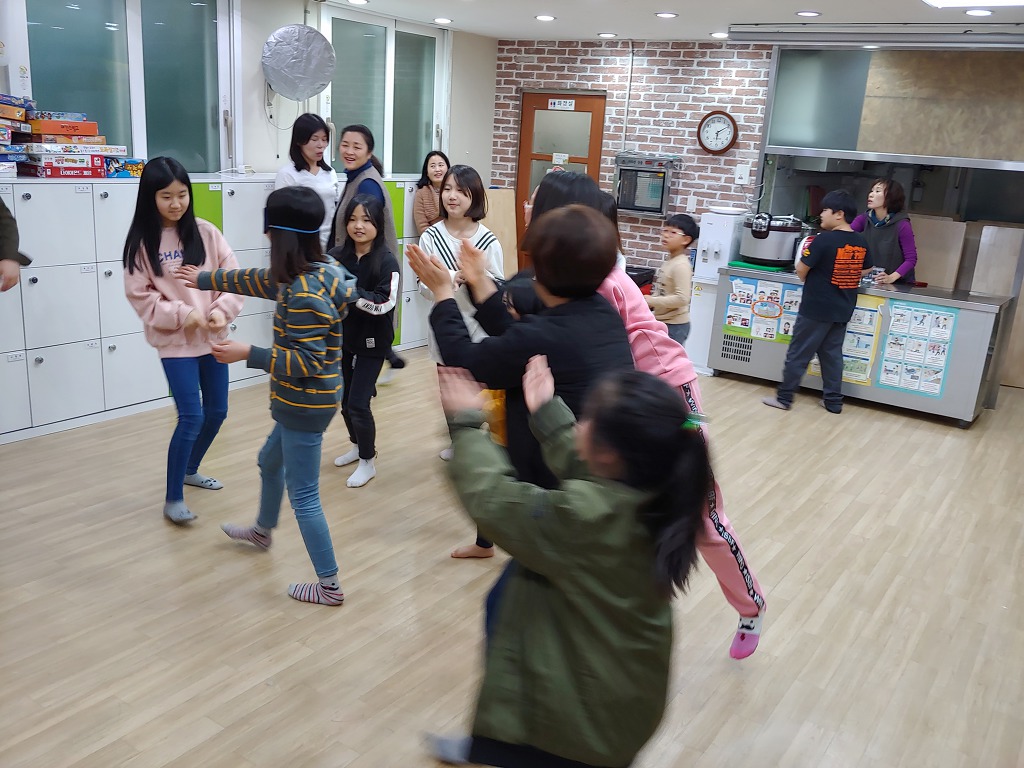 웃보 이미지