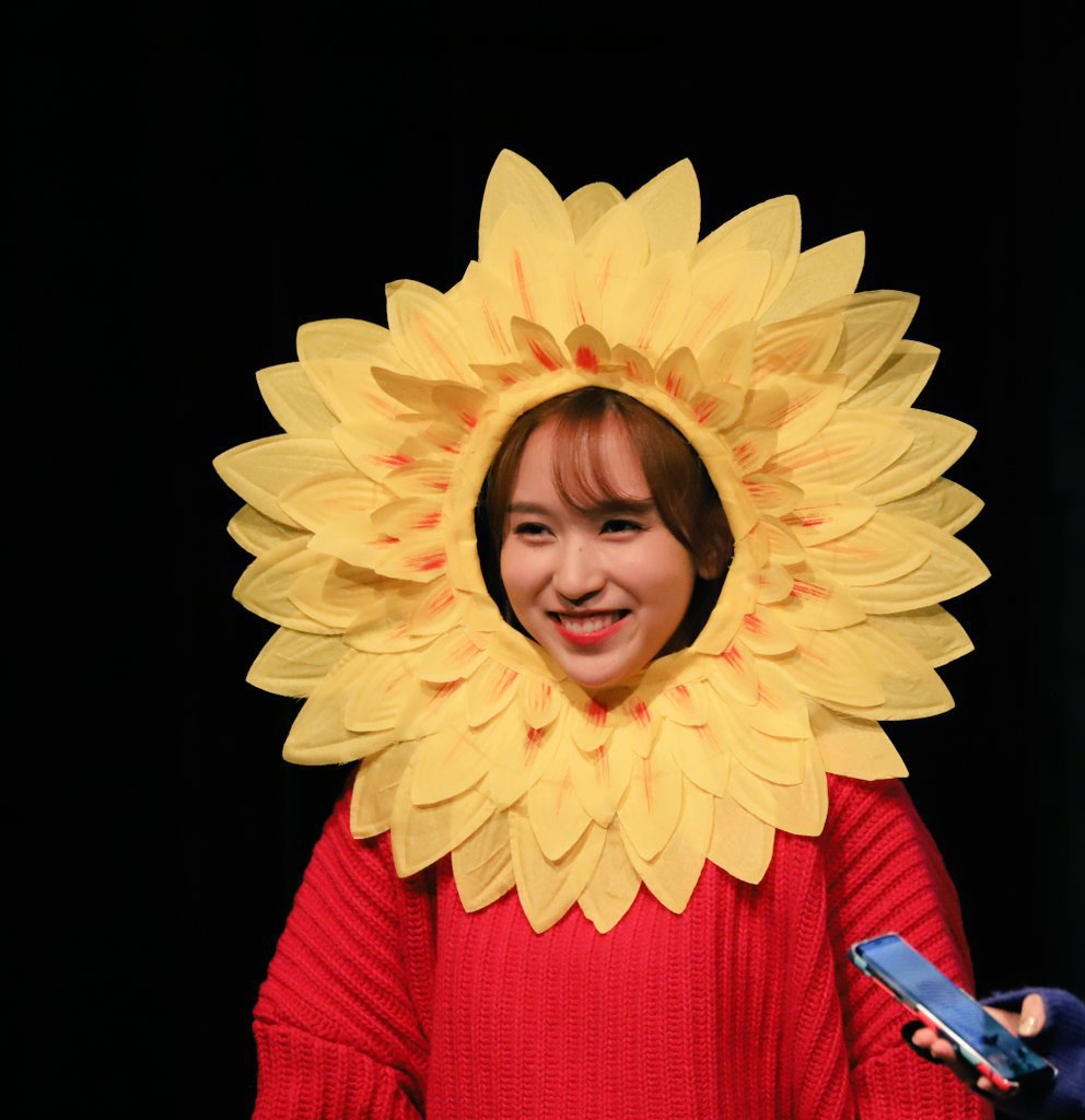 팬싸에서 무시무시하게 칼싸움하는 트둥이들 후덜덜........... | 인스티즈